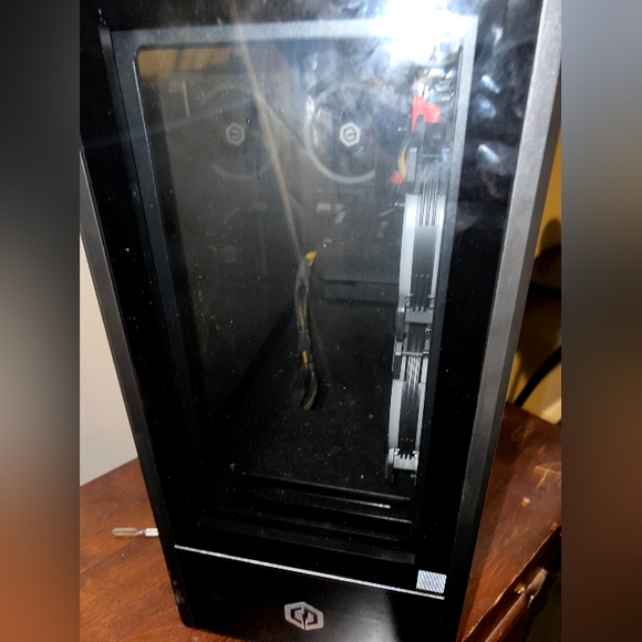 CyberPowerPC Gamer - Picture 9 of 11